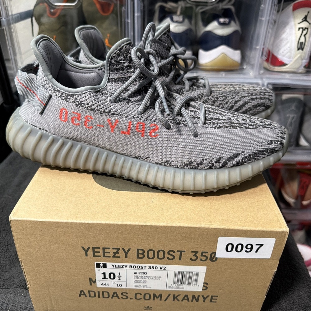 adidas Yeezy Boost 350 V2 Low Men's Size 10.5 Beluga 2.0 AH2203 w box